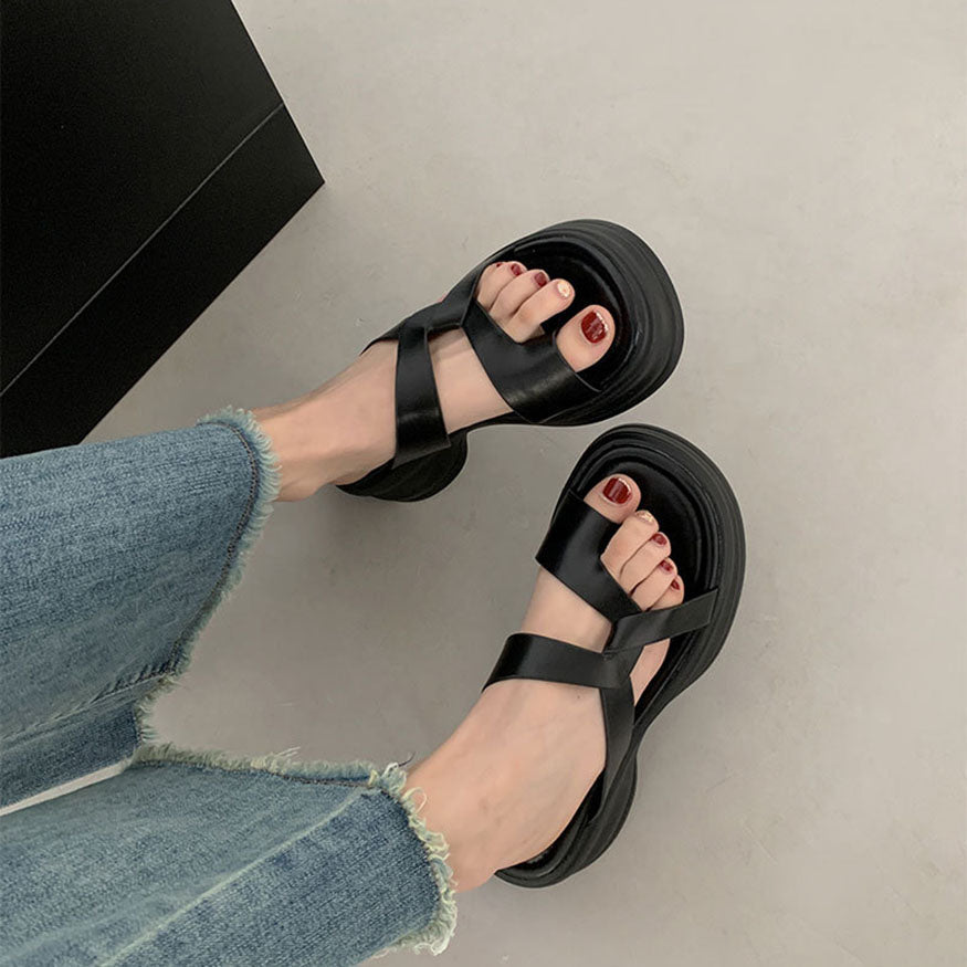 Chic Simple Twist Sandals Black / EU:39:US Women's 8-8.5 Men's 5.5-6