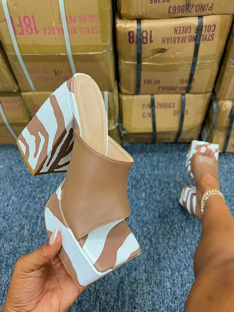 Printed Chunky Heeled Platform Sandals Khaki / 9/9.5