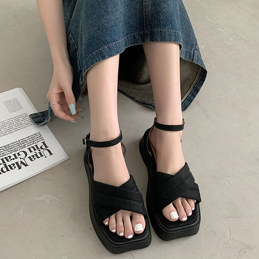Vintage Cross Sandals White / EU:36:US Women's 5-5.5