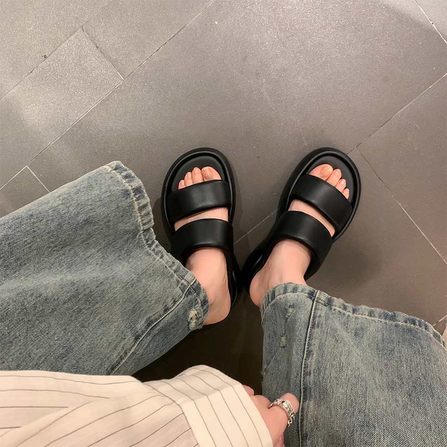 Chic Cloud Bubble Sandals Kahaki / 40