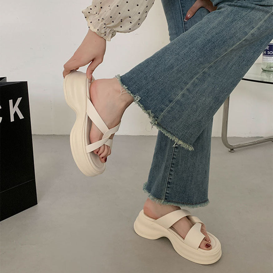 Chic Simple Twist Sandals Beige / EU:40:US Women's 9-9.5 Men's 6.5-7