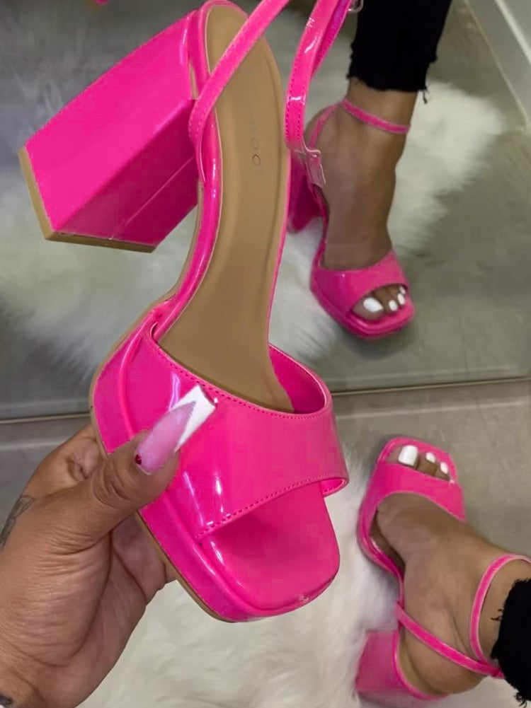 Leather Chunky Heel Sandals Apricot / 10