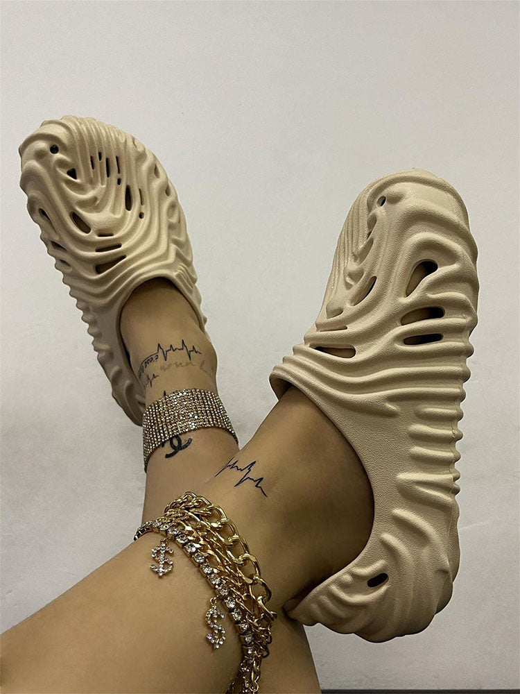 Hollow-Out EVA Sandals Khaki / M