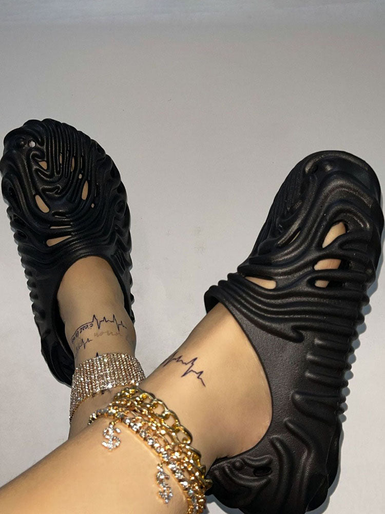 Hollow-Out EVA Sandals Black / L