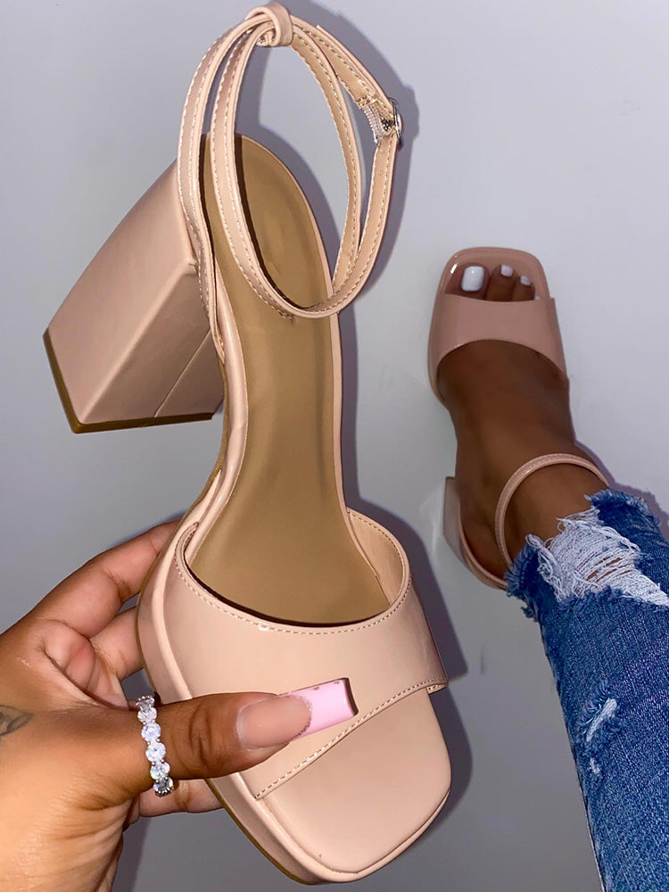Leather Chunky Heel Sandals Black / 9/9.5