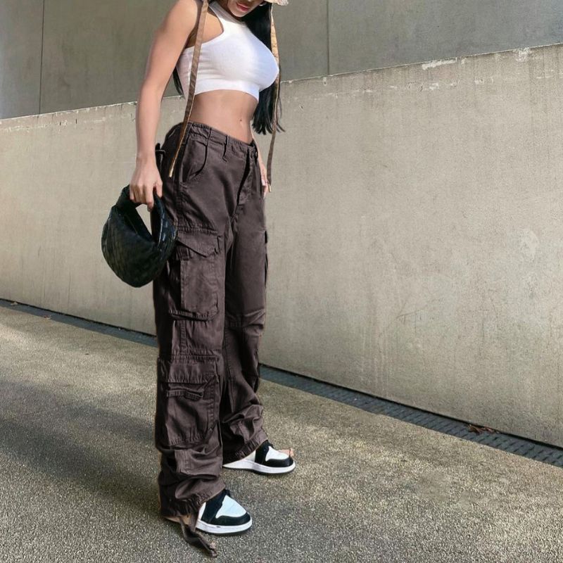 Vintage Wide Leg Cargo Pants Brown / L