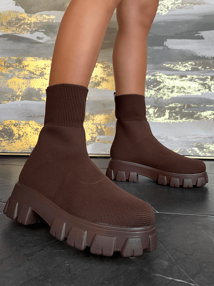 Chunky Sole Socks Boots Beige / 6