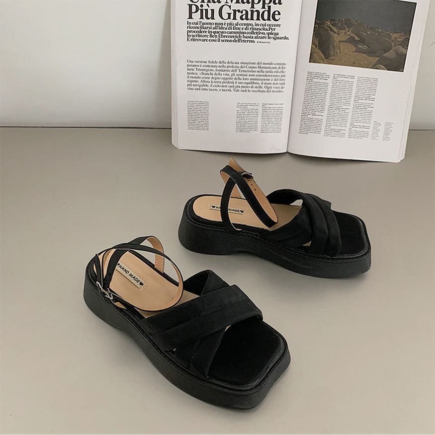 Vintage Cross Sandals Black / EU:39:US Women's 8-8.5 Men's 5.5-6