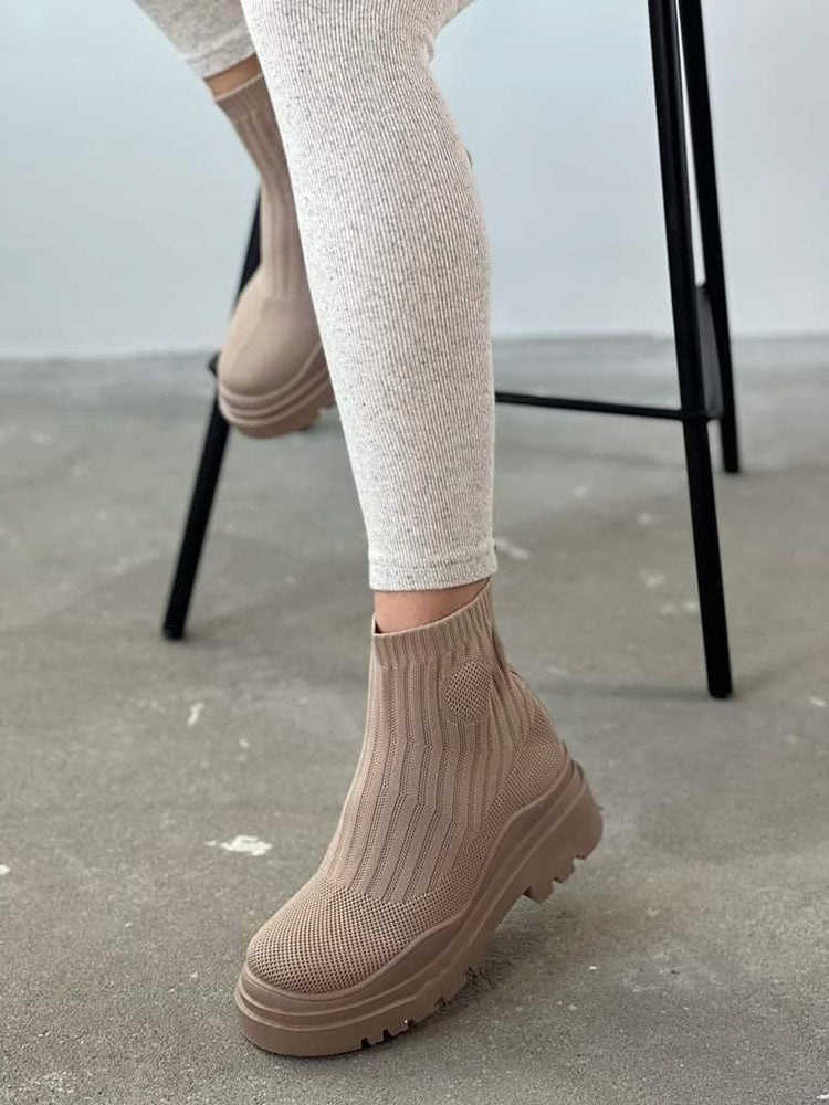 Platform Round Toe Knit Boots Rose / 9/9.5