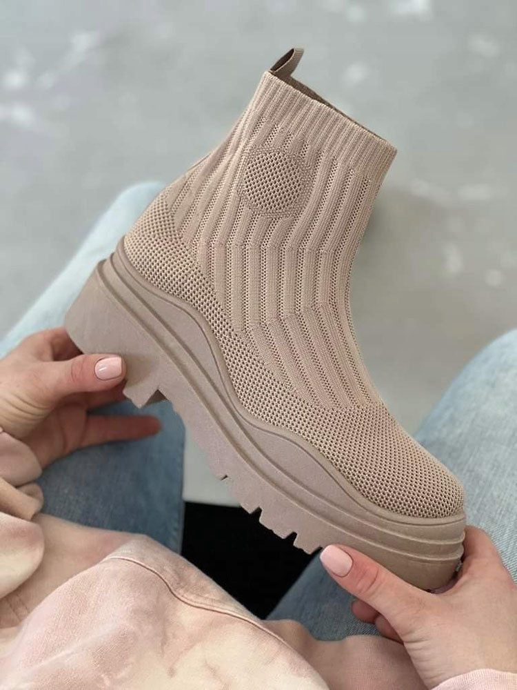 Platform Round Toe Knit Boots Rose / 7.5/8