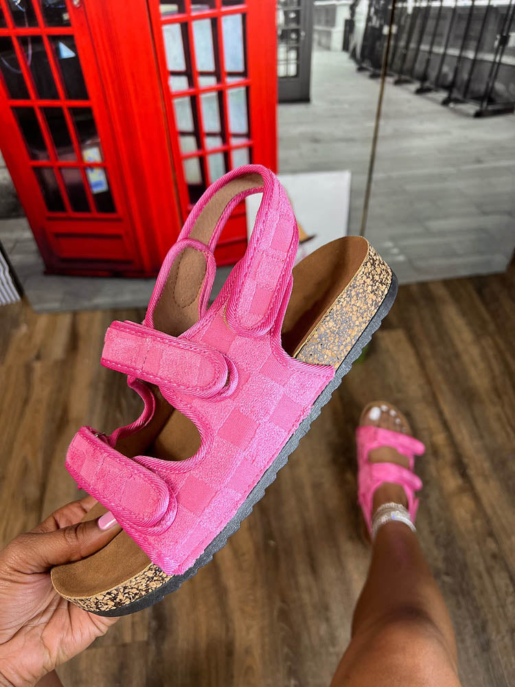 Velcro Flat Sandals Rose / 6