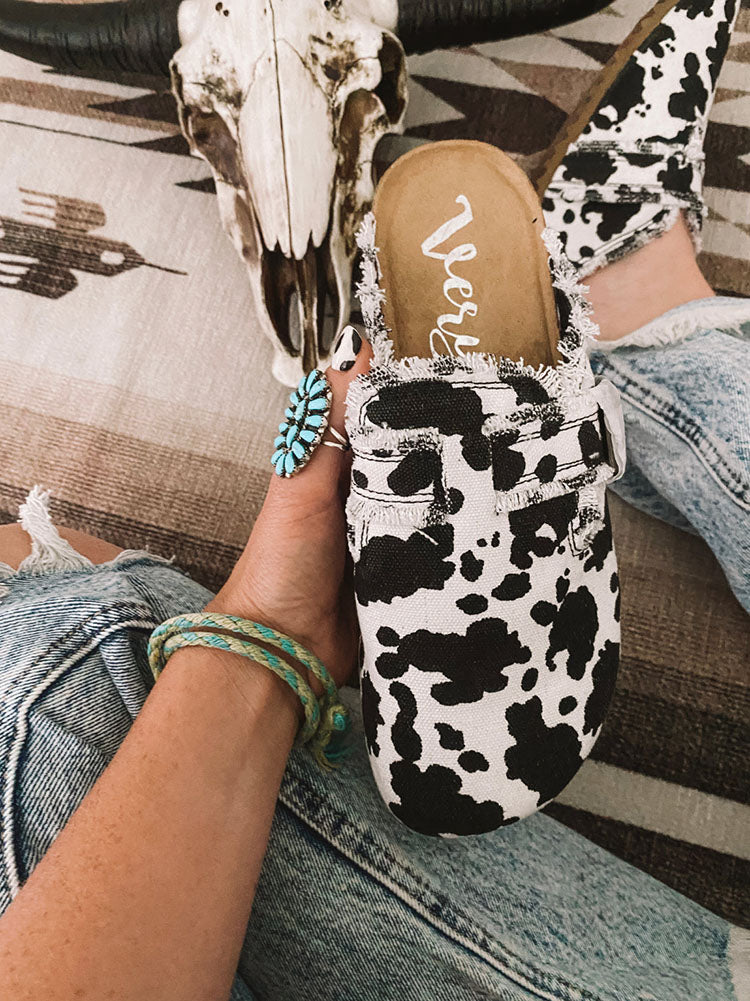 Cow Buckle Round Toe Slippers Cow / 4/4.5