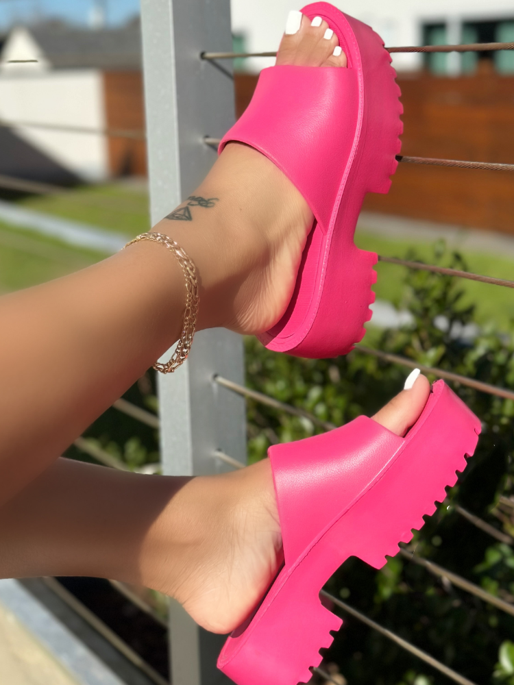 EVA Platform Sandals Rose / 7.5/8