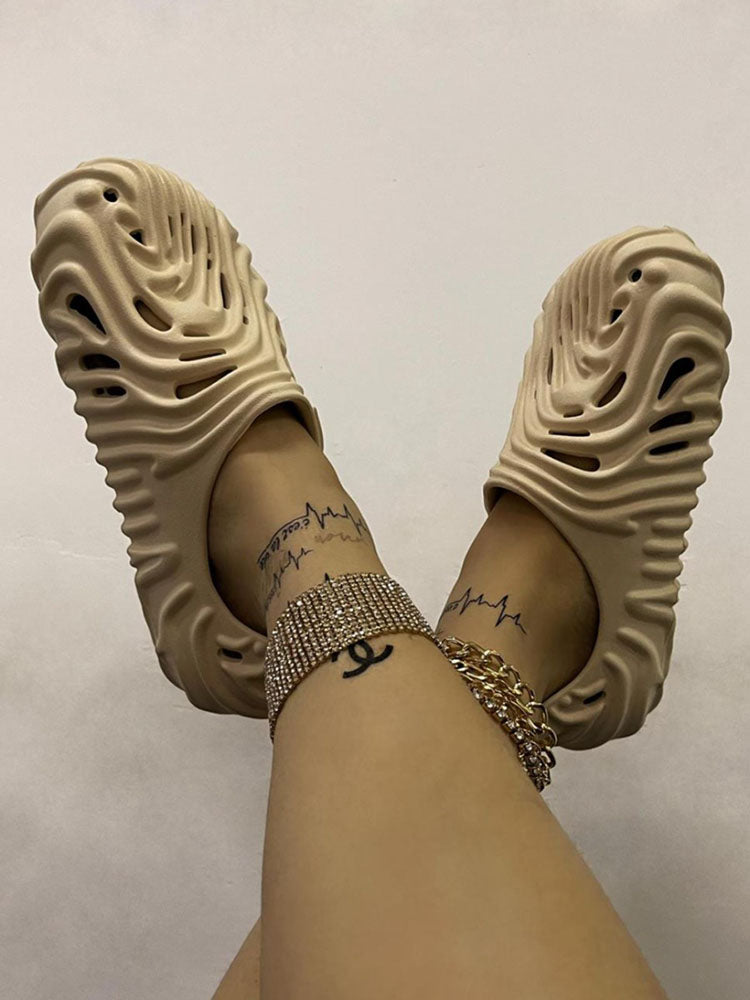 Hollow-Out EVA Sandals Khaki / L