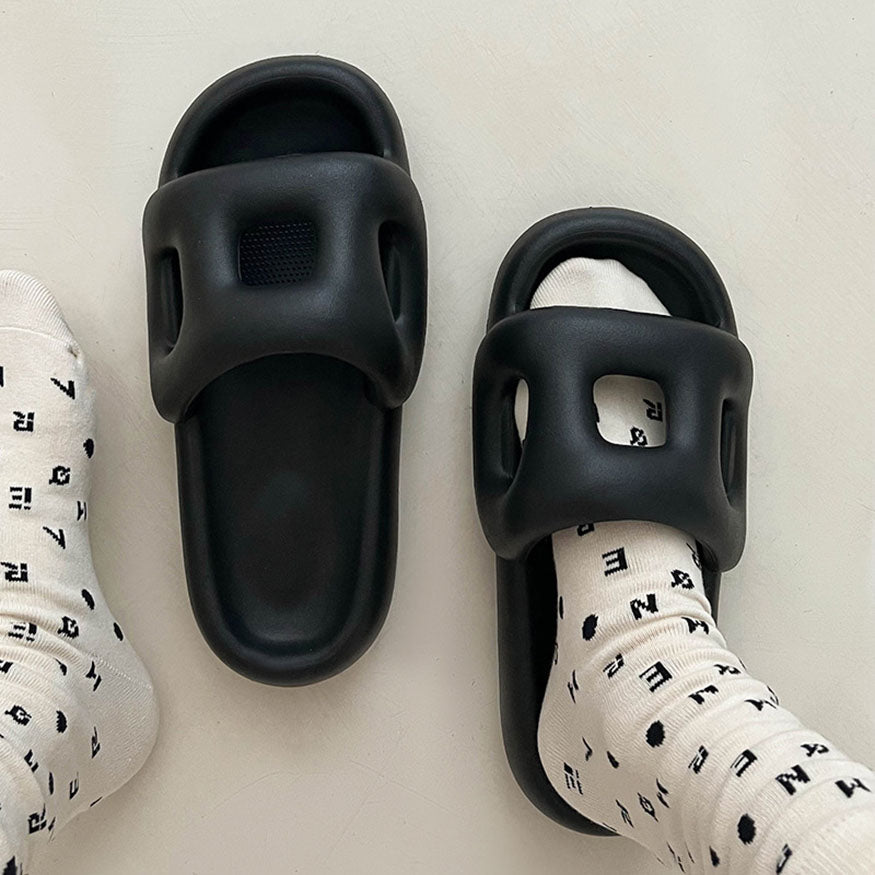 Stylish Hollow Out Dseign Slides Black / EU:40-41:US Women's 9-10.5 Men's 6.5-8