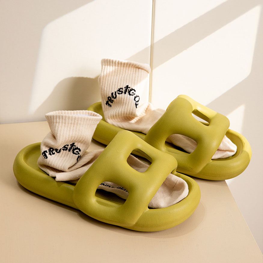 Stylish Hollow Out Slides Green / EU:40-41:US Women's 9-10.5 Men's 6.5-8