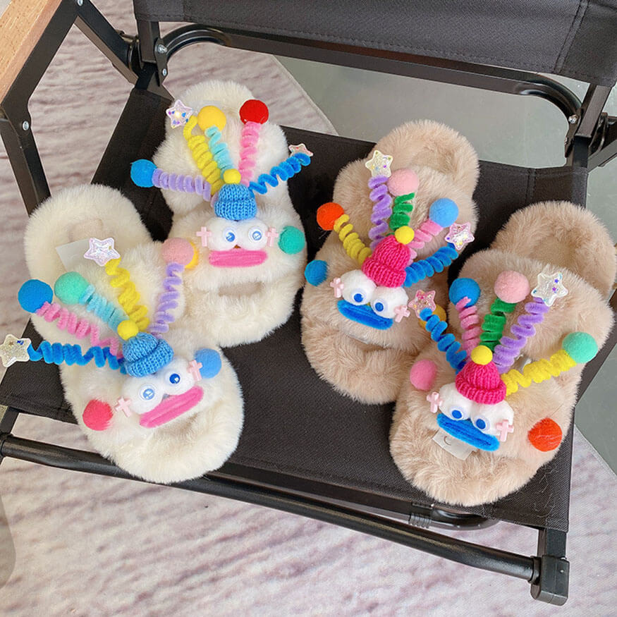 Clown Shaped Fluffy Slippers White / EU:36-37:US Women's 5-6.5