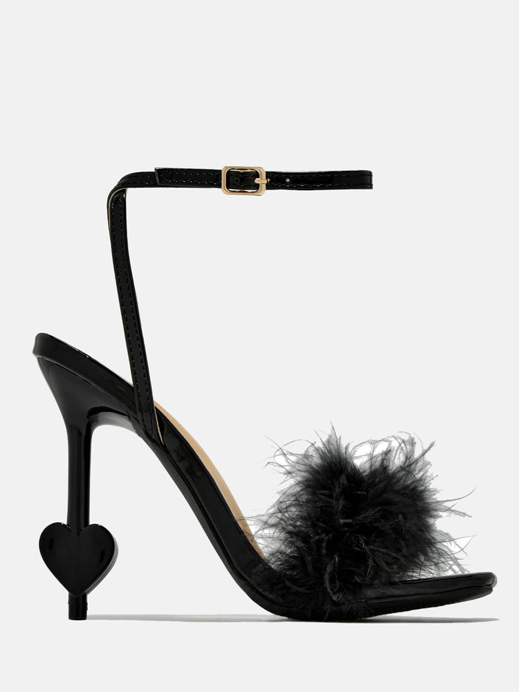 Feather Buckle Heart Heels Black / 7.5/8
